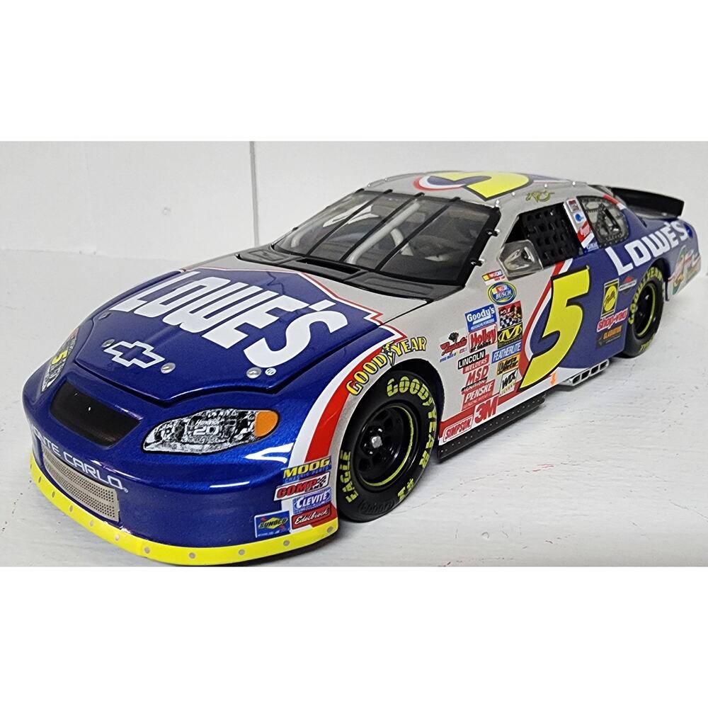 2004 Kyle Busch #5 Lowe’s Monte Carlo 1:24 Action Collectible w/ Original Boxing